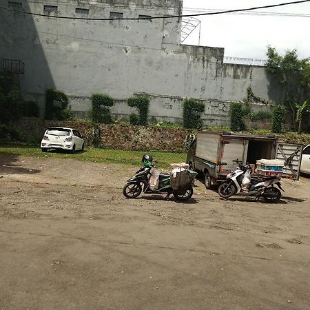 Oyo 92324 Hotel Sinar Rejeki 苏加武眉 外观 照片