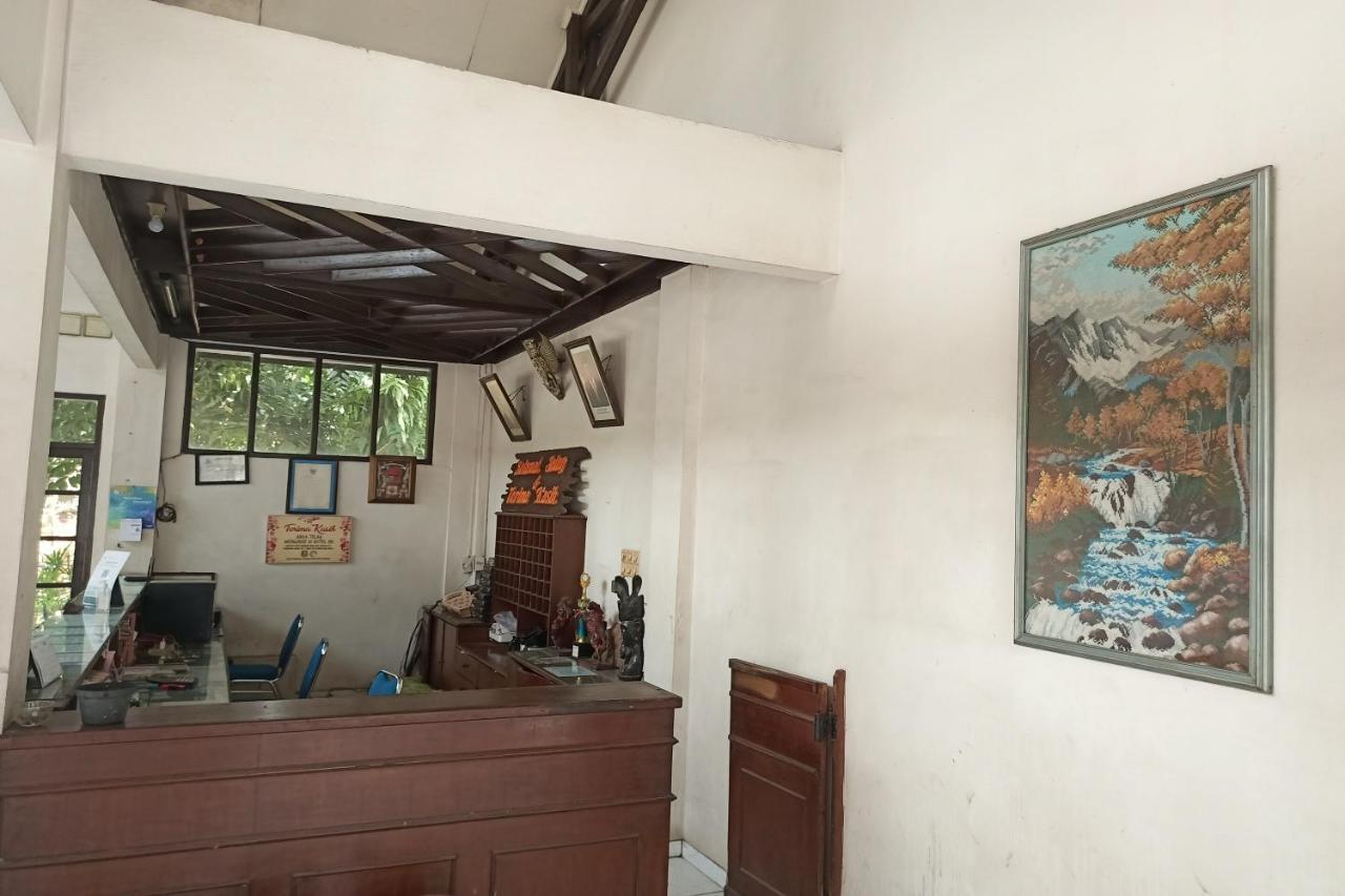 Oyo 92324 Hotel Sinar Rejeki 苏加武眉 外观 照片