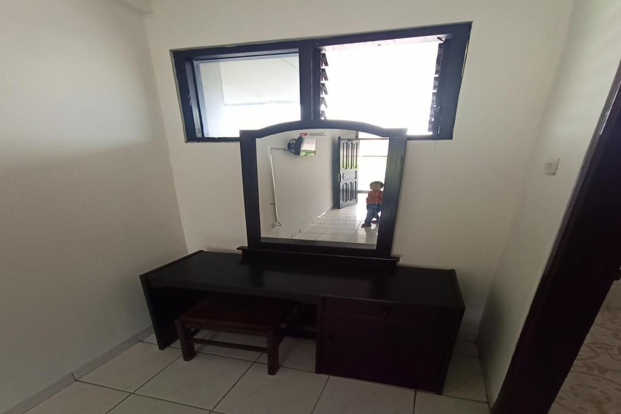Oyo 92324 Hotel Sinar Rejeki 苏加武眉 外观 照片